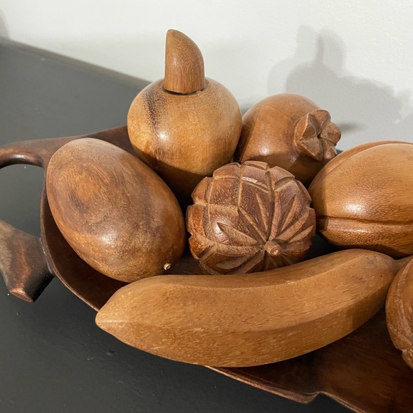 Vintage MCM Monkey Pod Wood Leaf Bowl and wooden fruit.Excellent retro - Picture 5 of 16